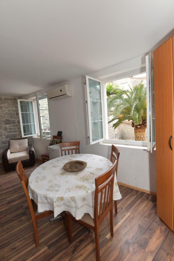 Hostel Michel Budva Ngoại thất bức ảnh