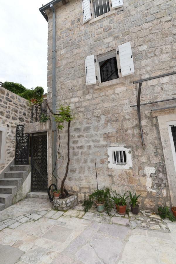 Hostel Michel Budva Ngoại thất bức ảnh