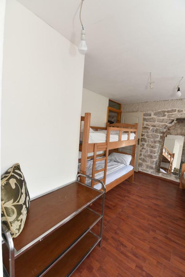 Hostel Michel Budva Ngoại thất bức ảnh