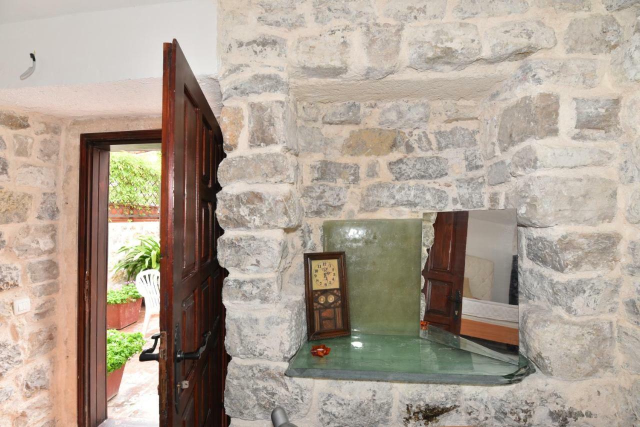 Hostel Michel Budva Ngoại thất bức ảnh