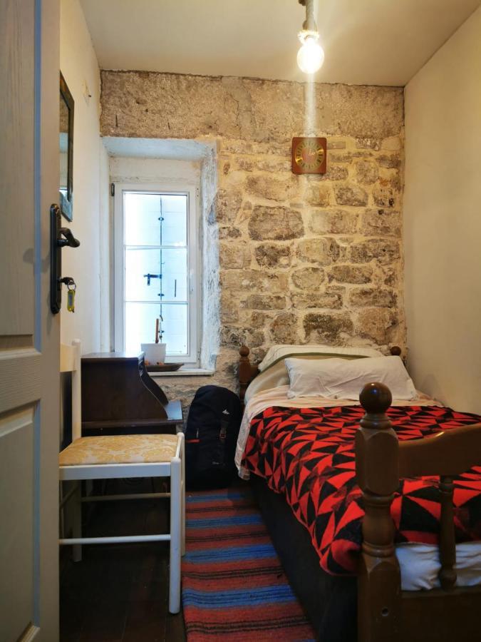 Hostel Michel Budva Ngoại thất bức ảnh